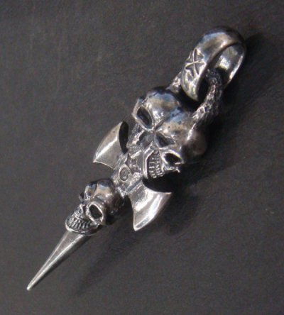 画像3: Triple Skull Dagger With Chiseled Loop Pendant
