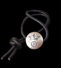 G&Crown Button Leather Hair Band