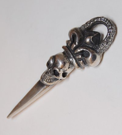 画像3: Skull Crown Dagger With Chiseled Loop Pendant