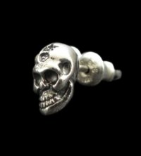 T-bar skull pierce With G&Crown stamp