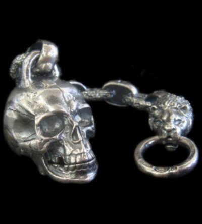 画像1: Large Skull With H.W.O & Chiseled Anchor Links With 1lion Head Wallet Hanger