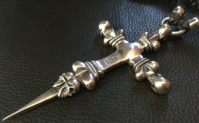 画像5: 3 Skulls On 4 Heart Crown Long Cross Double Face Dagger With Braid Leather Necklace