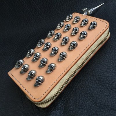 画像4: 24 Skulls On Natural Saddle Leather Round Zip With Single Skull Square Bottom Dagger Zip Pull & Single Skull Zip Pull