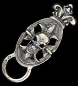 Skull On Cross Oval With Crown Key Keeper