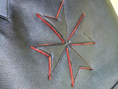 画像6: Black & Red Layered Maltese Cross Overlay Square Tote Bag