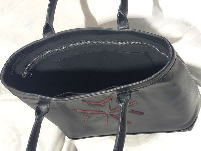 画像9: Black & Red Layered Maltese Cross Overlay Square Tote Bag