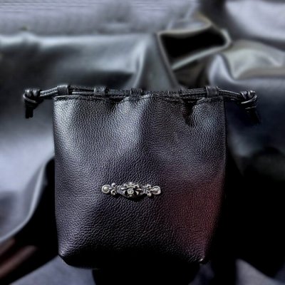 画像6: G&Crown Quarter Cross Oval With Crown Pins Buffalo Leather Drawstring Bag (S)