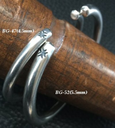画像8: Round Bar Bangle (5.5mm)