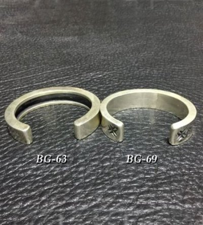 画像16: Raised Gaboratory Logo Mark Flat Bar Bangle Bold