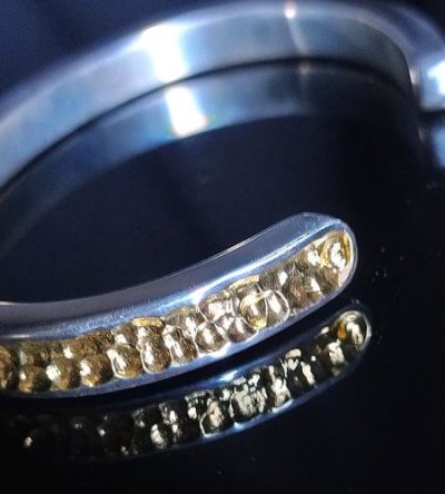 画像5: Pure Gold Wrap 7 x 4mm Wide Side Flat Chiseled Reel Bangle