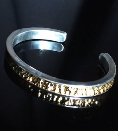 画像4: Pure Gold Wrap 7 x 4mm Wide Side Flat Chiseled Reel Bangle