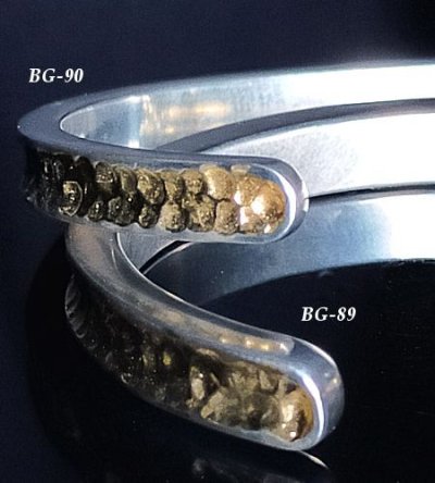 画像10: Pure Gold Wrap 7 x 4mm Wide Side Flat Chiseled Reel Bangle