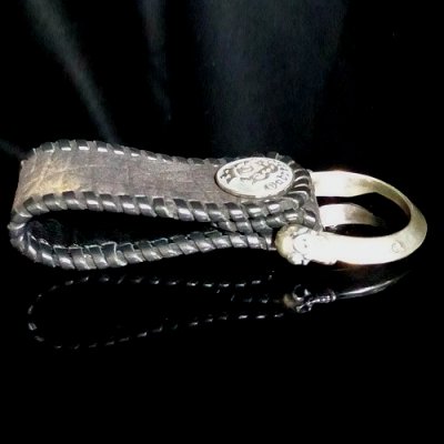 画像5: Half Skull Triangle Wire With Hippo Skin Belt Loop