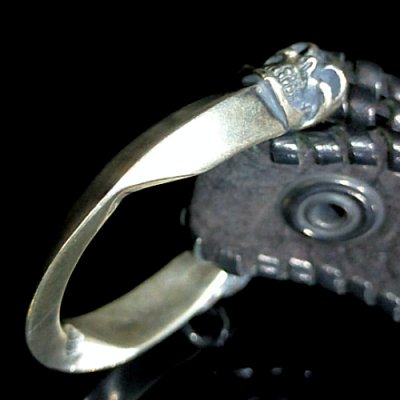 画像9: Half Skull Triangle Wire With Hippo Skin Belt Loop