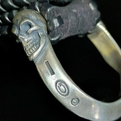 画像8: Half Skull Triangle Wire With Hippo Skin Belt Loop