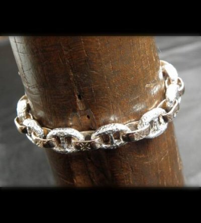 画像8: Quarter Chiseled anchor chain With 10k gold maltese cross H.W.O links bracelet