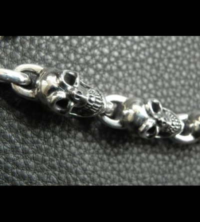 画像20: Stud Bolo Neck Old Bulldog With 7-Skull Links Bracelet