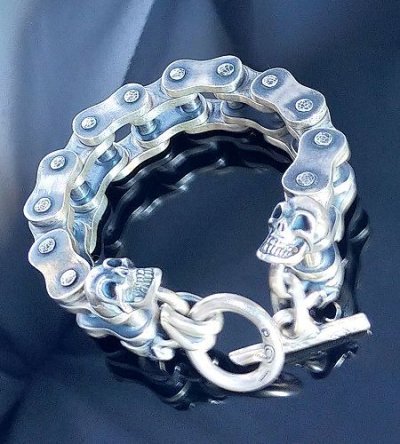 画像1: Motorcycle Chain With 4Skulls D-Loop Bracelet (Midium)