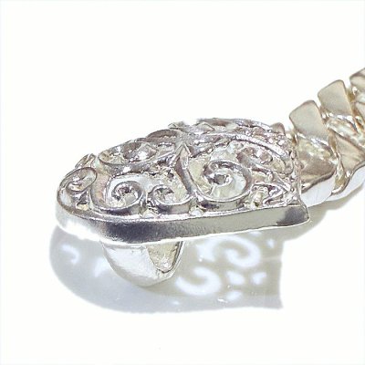 画像9: Half Heart Buckle With Cuban Chain Bracelet (Platinum Finish)