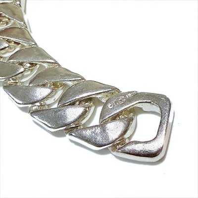 画像5: Half Heart Buckle With Cuban Chain Bracelet (Platinum Finish)