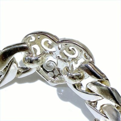 画像4: Half Heart Buckle With Cuban Chain Bracelet (Platinum Finish)