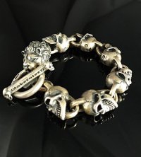 Lion With Skulls Links Bracelet