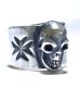 画像12: Skull On Maltese Cross Ear Cuff