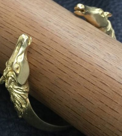 画像9: 18k Gold Horse Triangle Wire Bangle