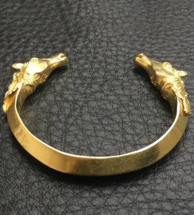 画像8: 18k Gold Horse Triangle Wire Bangle