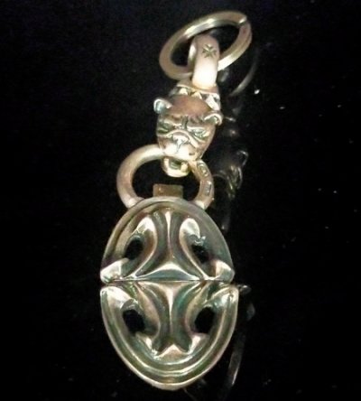 画像1: Sculpted Oval Keeper With Old Bulldog & Key Ring