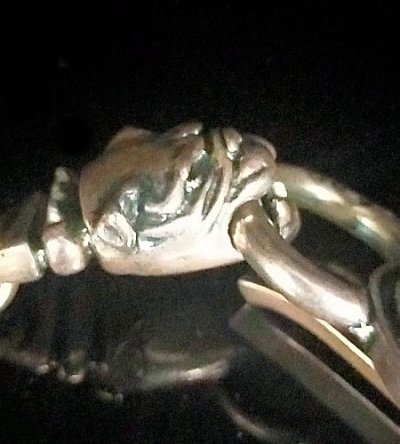 画像14: Sculpted Oval Keeper With Old Bulldog & Key Ring