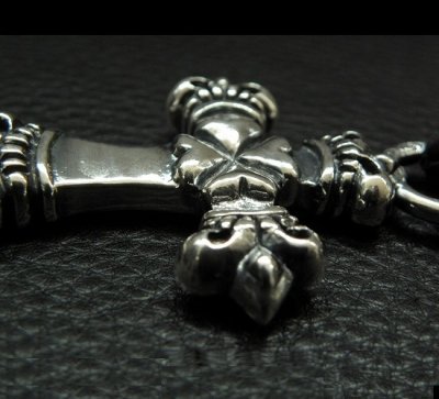 画像7: Half Long 4 Heart Crown Cross With Half braid leather necklace