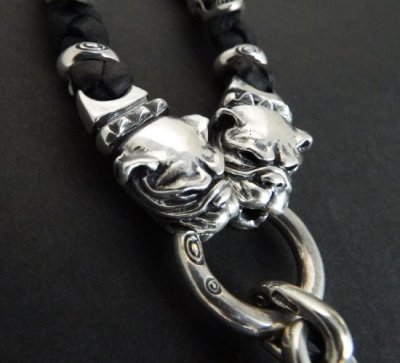 画像4: Single Skull & 2 Old Bulldogs With braid leather necklace On 2 Skulls
