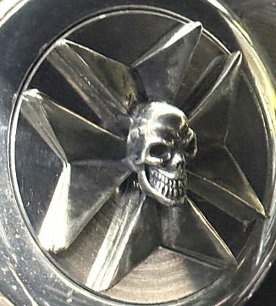 画像7: Gaboratory Skull On Maltese Cross Steering Wheel Ornament