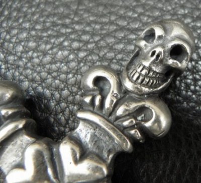 画像10: 3 Skulls On 4 Heart Crown Long Cross Double Face Dagger With 2 Long Neck Bulldogs & Small Oval Links Necklace