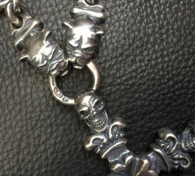 画像4: 3 Skulls On Both Side 4 Heart Crown Cross Double Face Dagger & Bulldogs Small Oval Chain Links Necklace