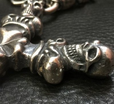 画像3: 3 Skulls On Both Side 4 Heart Crown Cross Double Face Dagger & Bulldogs Small Oval Chain Links Necklace