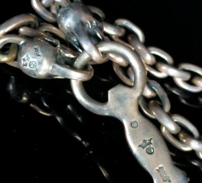 画像3: Single Skull Dagger With 2 Single Skulls & Small Oval Chain Links Necklace