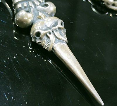 画像4: Half 3 Skulls On 4 Heart Crown Cross Double Face Dagger & Bulldogs Half Small Oval Chain Links Necklace