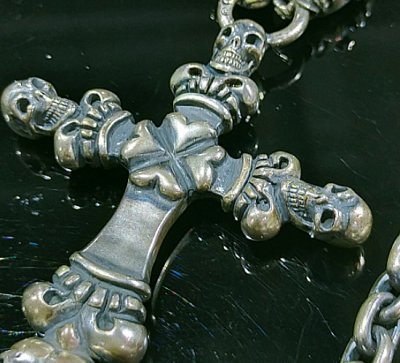 画像3: Half 3 Skulls On 4 Heart Crown Cross Double Face Dagger & Bulldogs Half Small Oval Chain Links Necklace
