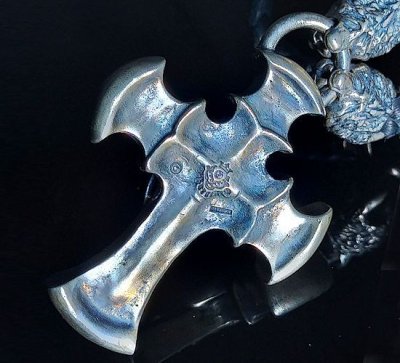 画像6: Half Face On Battle-Ax Cross With 2 Lions Braid Leather Necklace