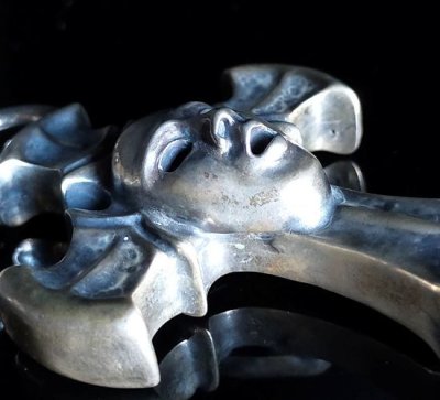 画像8: Half Face On Battle-Ax Cross With 2 Lions Braid Leather Necklace