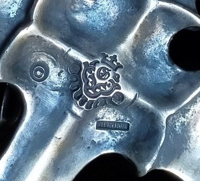 画像7: Half Face On Battle-Ax Cross With 2 Lions Braid Leather Necklace