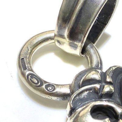 画像2: Gothic Cross With Chevron Bail Pendant