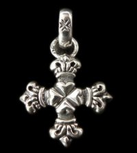 Half 4Heart Crown Short Cross With H.W.O Pendant