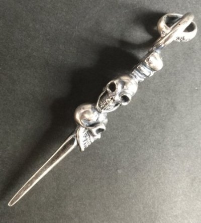 画像9: Triple Skull With Crown Dagger Pendant