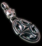 Panther & Sculpted Oval Pendant