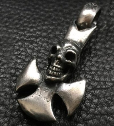 画像6: Round Cross With Skull Pendant