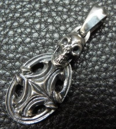 画像4: Quarter Skull On Top Sculpted Oval With Classic H.W.O Pendant