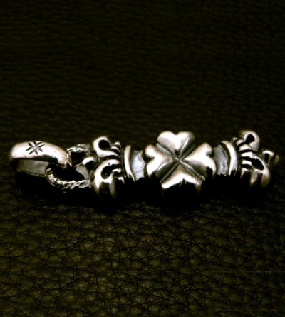 画像5: Half 4 Heart Crown Chiseled Loop With H.W.O Pendant